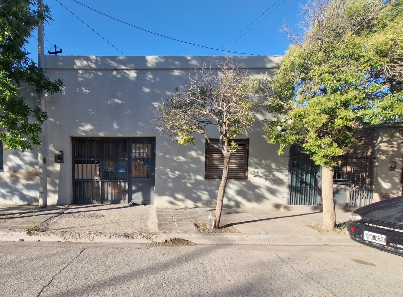 VENTA | TERRENO CON CASA A RECICLAR EN LAVALLE AL 400 | CIPOLLETTI