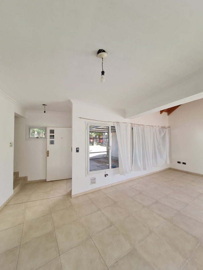 VENTA | DUPLEX 2 HAB EN PARAGUAY 753 | PLOTTIER