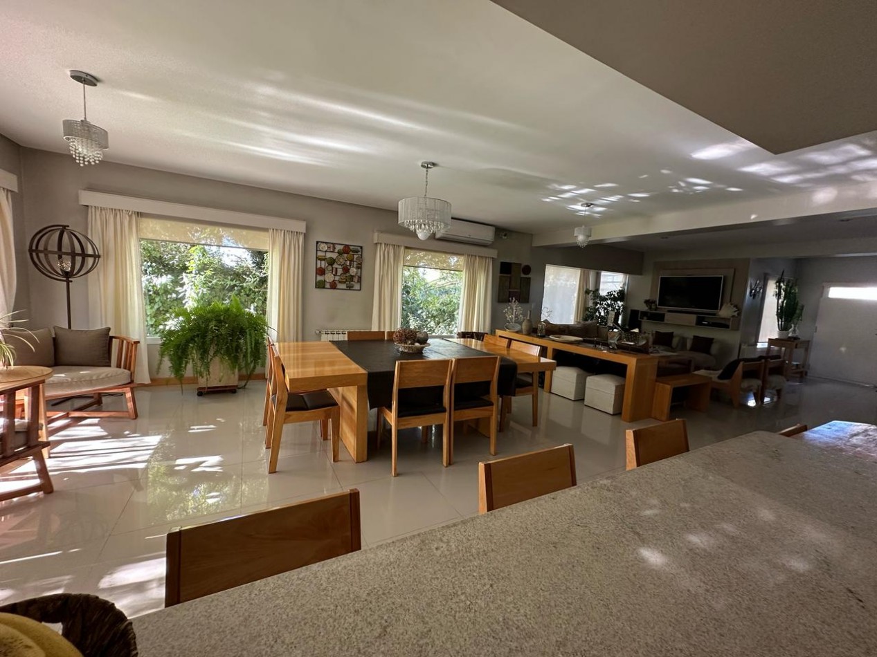 VENTA | CASA EN MANZANAR MILENIUM | CIPOLLETTI
