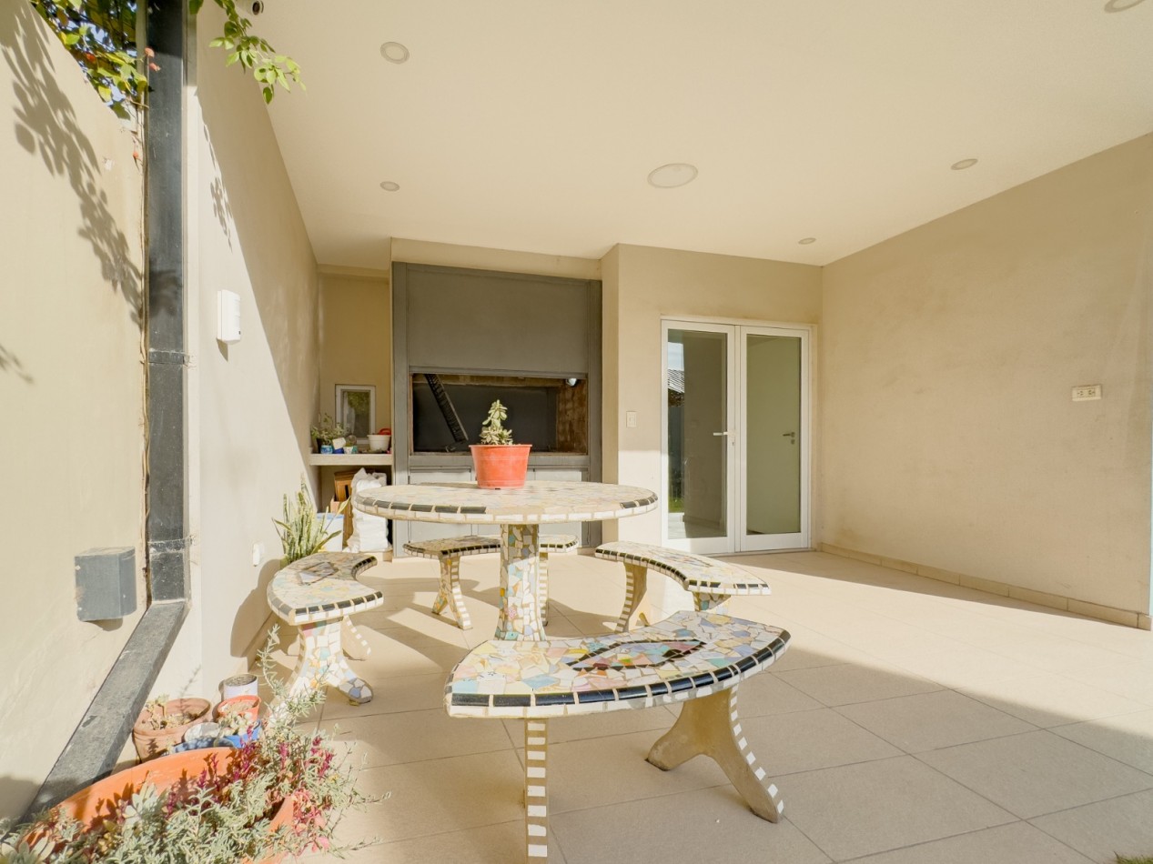 VENTA | CASA 3 HAB EN FIGUEROA 2216 | NEUQUEN
