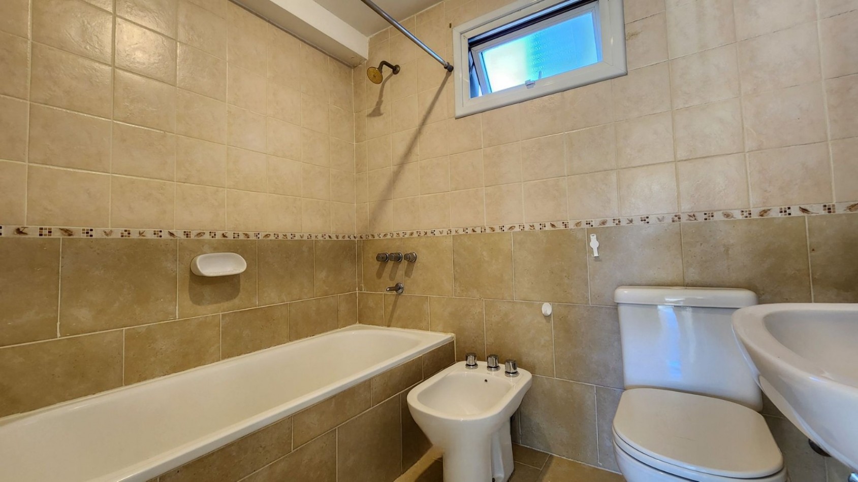 VENTA | DPTO 1 HAB C/COCHERA EN ANTARTIDA ARGENTINA 645 | NEUQUEN
