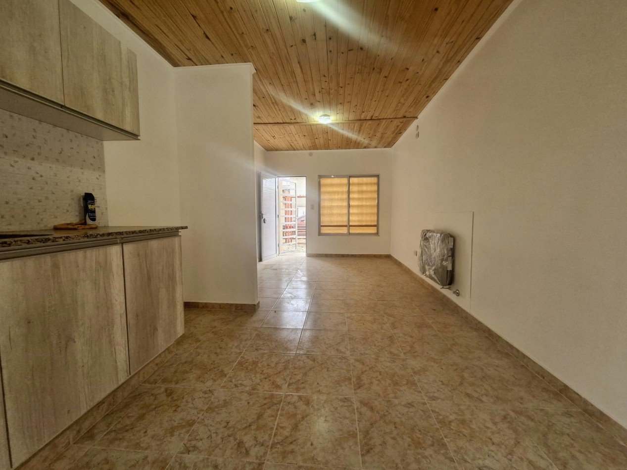 VENTA | CASA 2 HAB EN B° JUVENTUD Y DESARROLLO | CIPOLLETTI