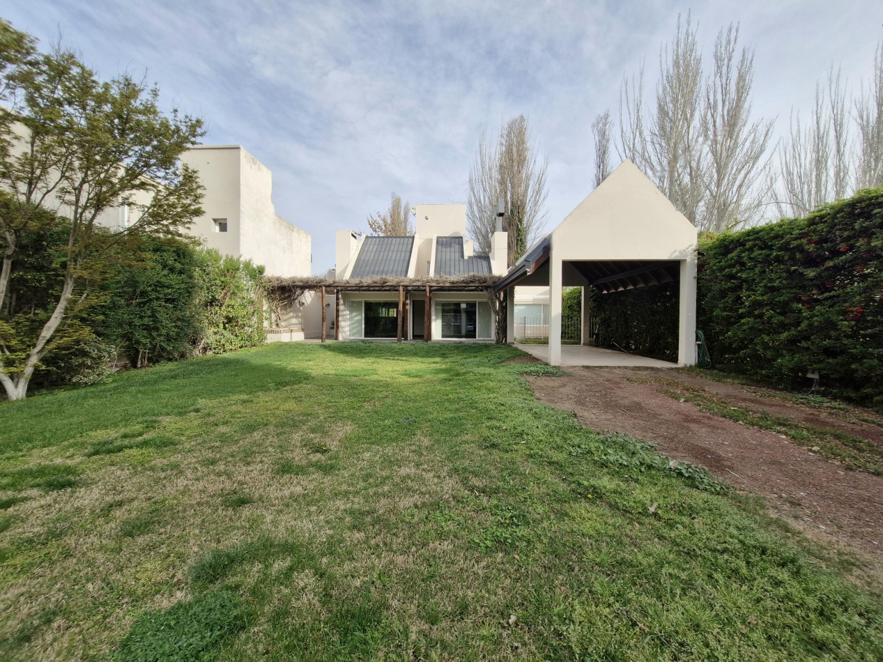 VENTA | CASA 3 HAB EN B° CONFLUENCIA RURAL | NEUQUEN
