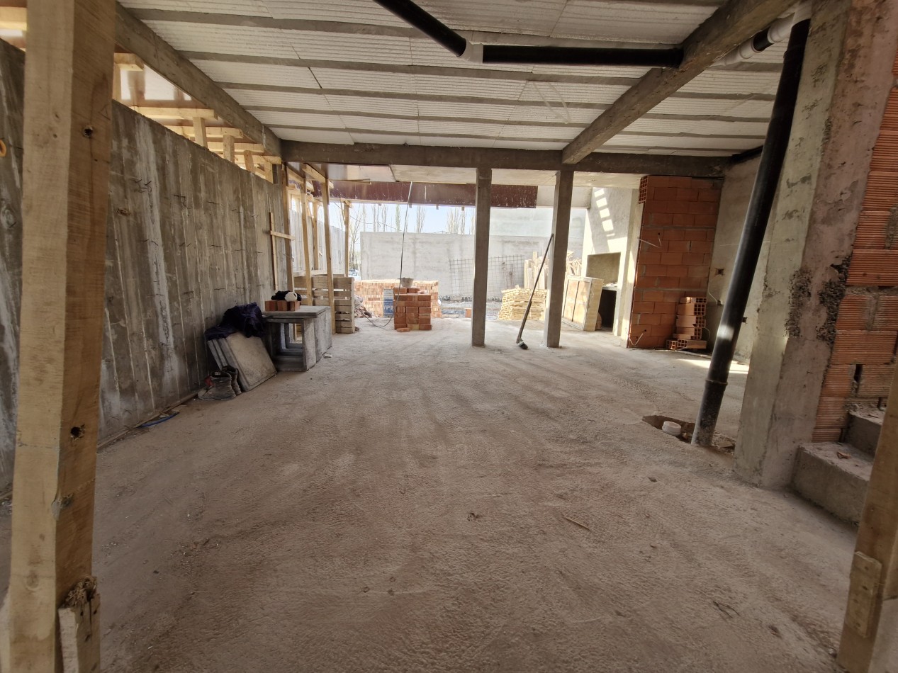 VENTA | CASA DUPLEX 3 HAB EN POZO EN B° TIERRA MANSA | CENTENARIO