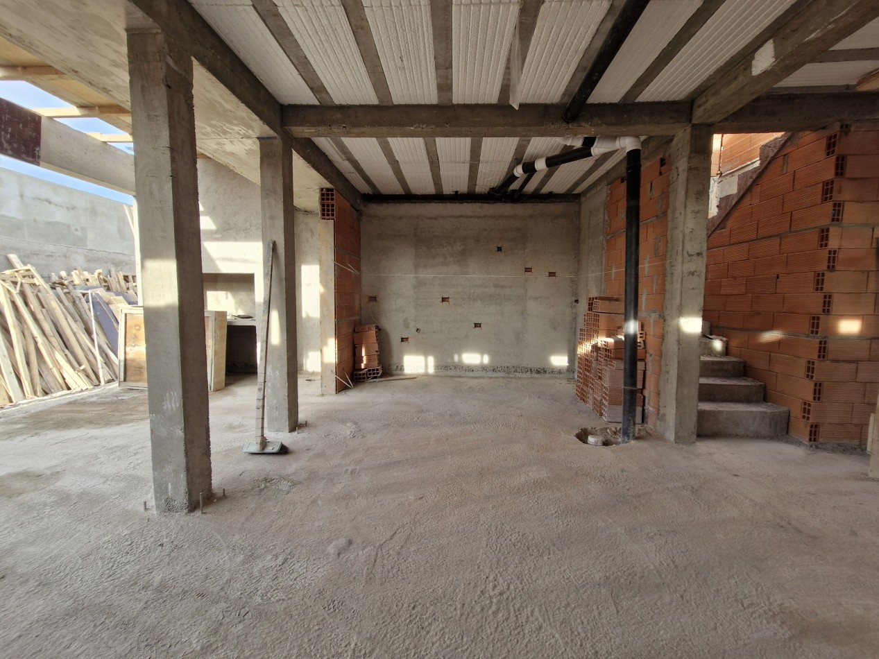 VENTA | CASA DUPLEX 3 HAB EN POZO EN B° TIERRA MANSA | CENTENARIO