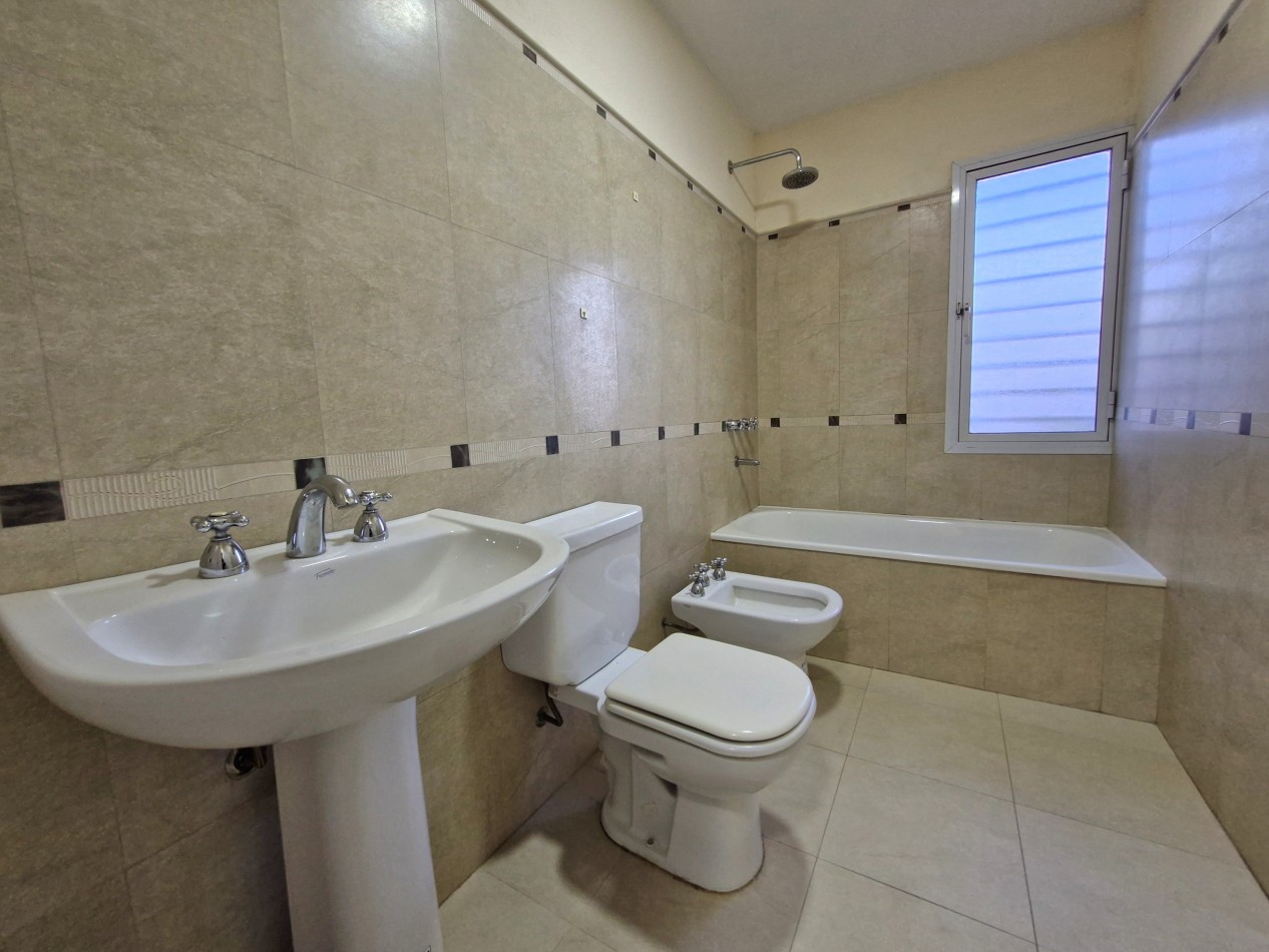 VENTA | CASA DUPLEX 3 HAB EN B° HUILICHES | NEUQUEN