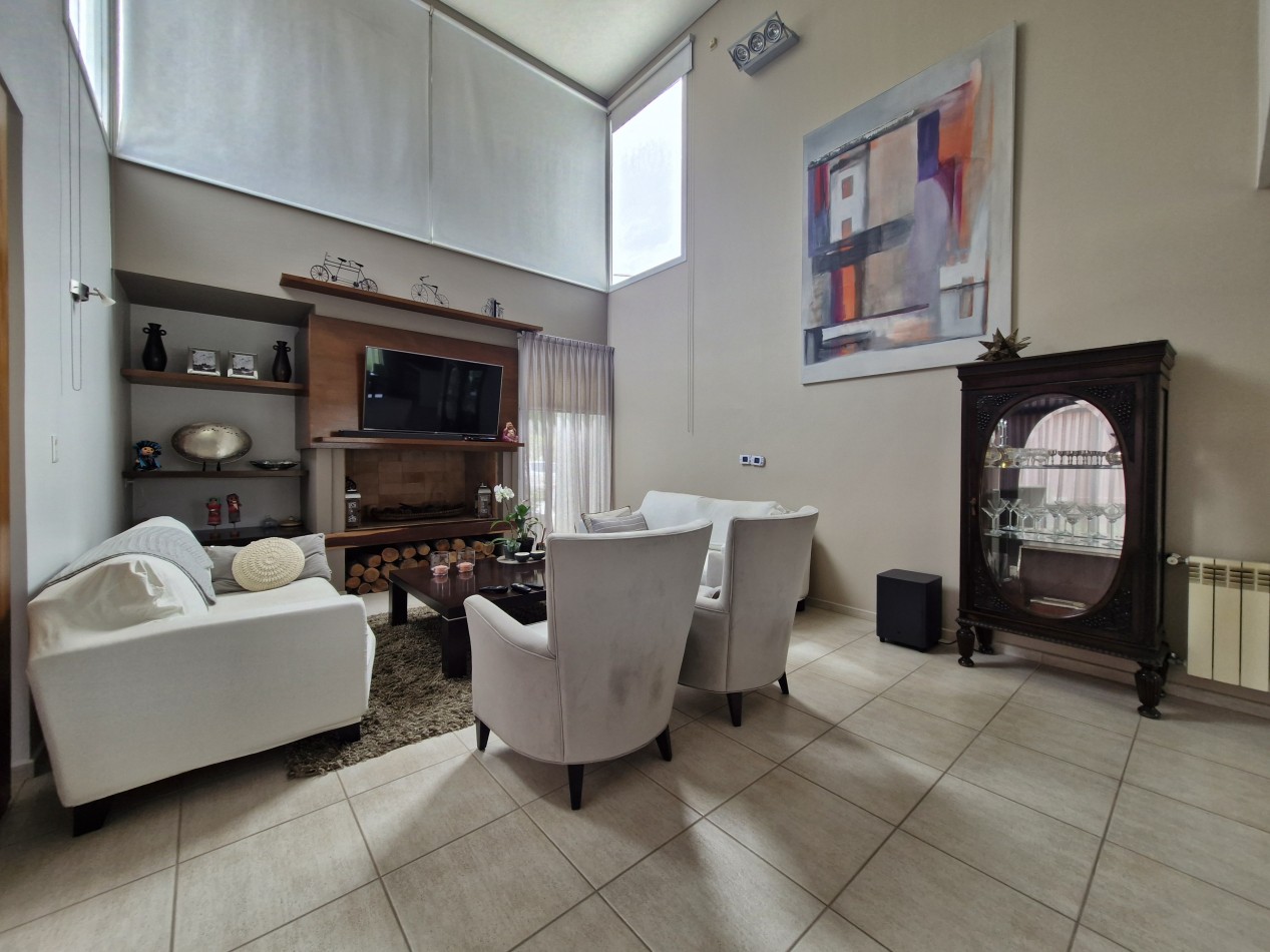 VENTA | CASA 3 HAB EN B° MANZANAR | CIPOLLETTI