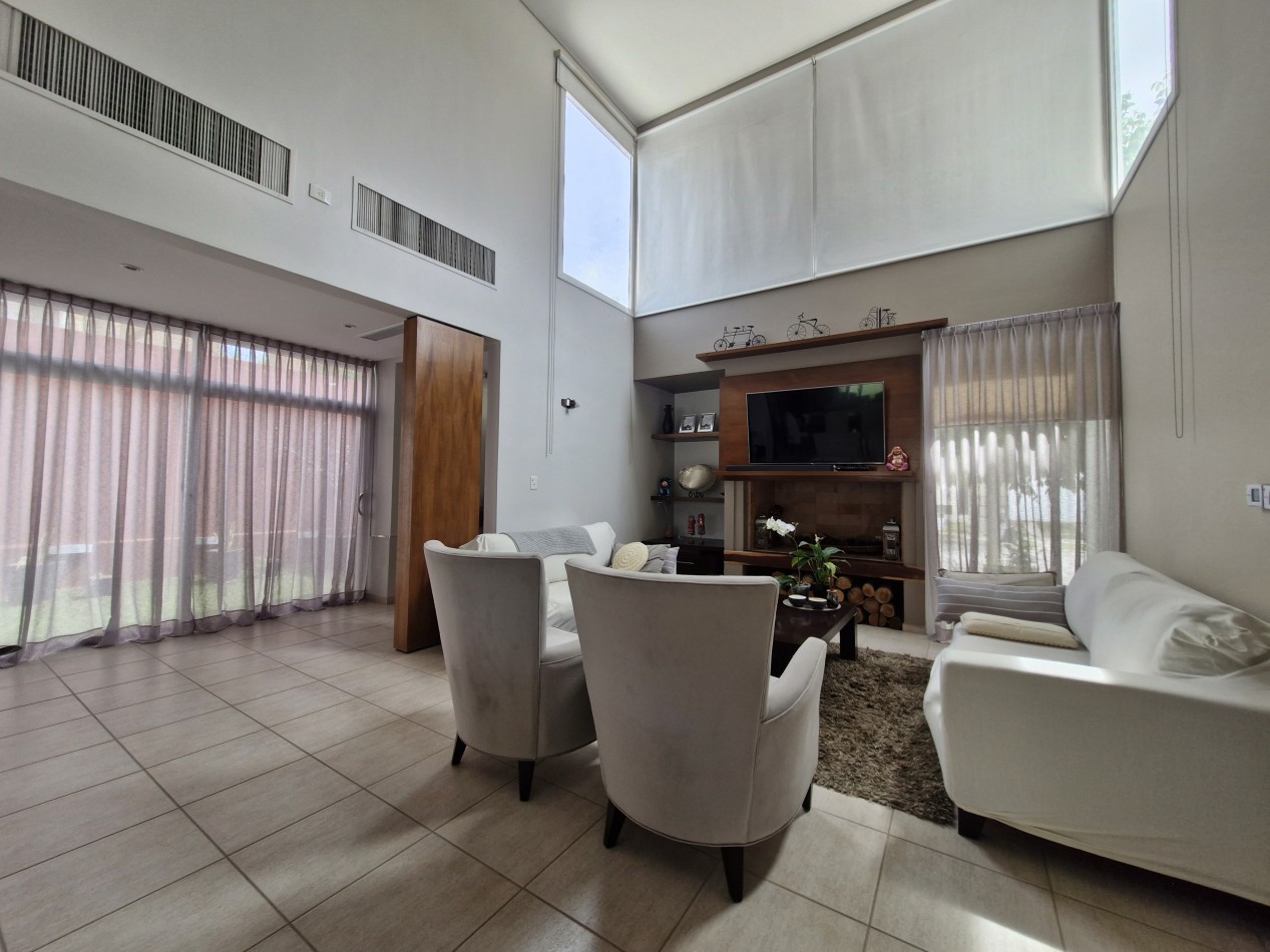 VENTA | CASA 3 HAB EN B° MANZANAR | CIPOLLETTI