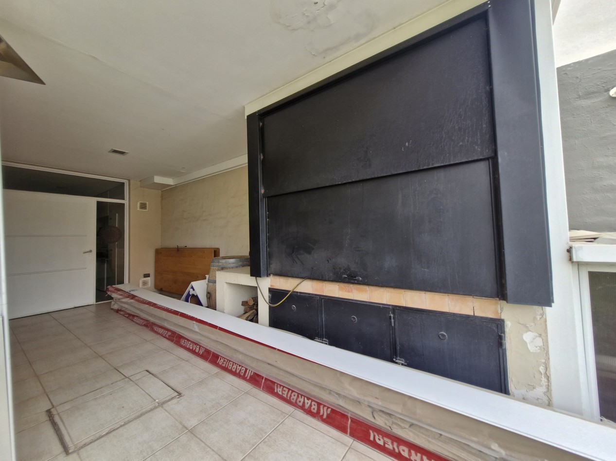 VENTA | CASA 3 HAB EN B° MANZANAR | CIPOLLETTI