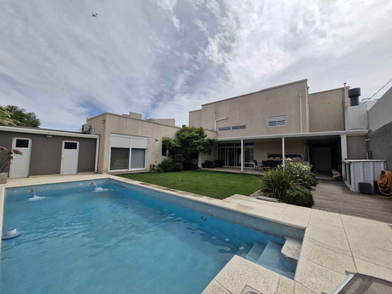 VENTA | CASA 3 HAB EN B° MANZANAR | CIPOLLETTI