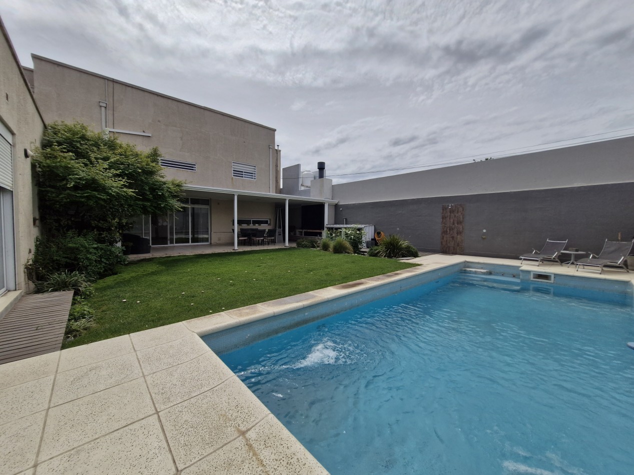 VENTA | CASA 3 HAB EN B° MANZANAR | CIPOLLETTI