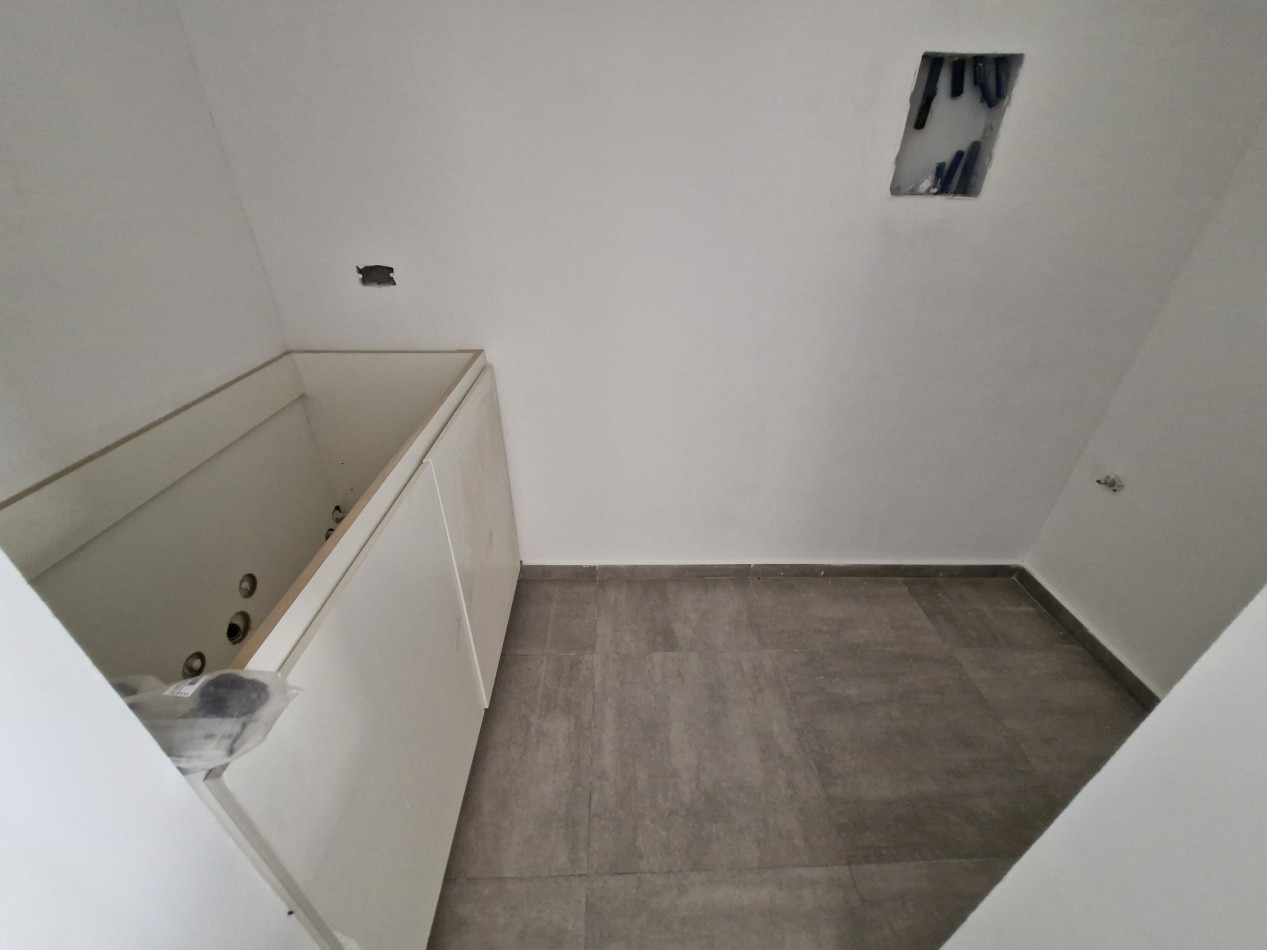 CASA DUPLEX 2 HAB EN B° CINCO SOLES - PLOTTIER