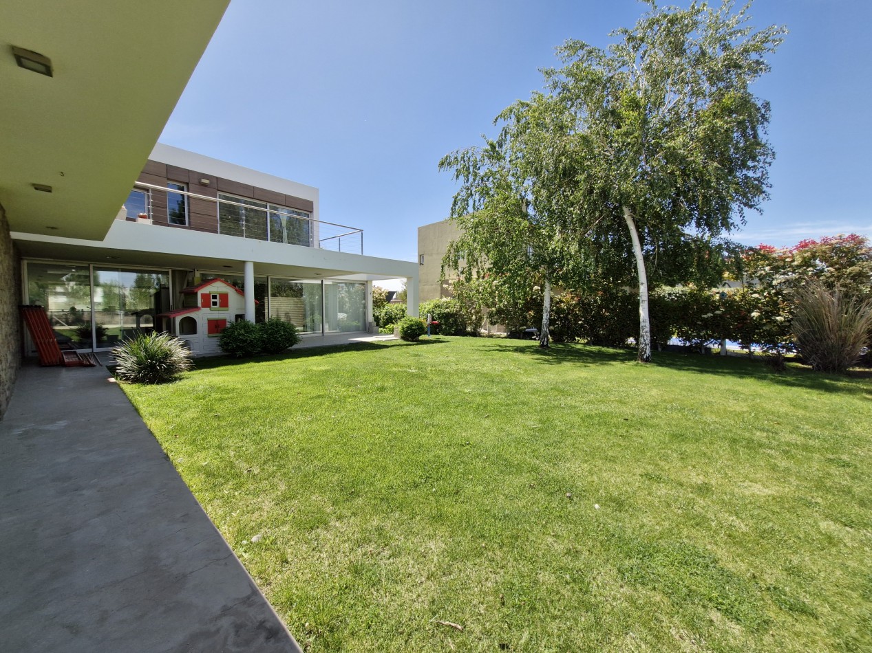 VENTA | CASA 3 HAB EN B° LA ZAGALA | NEUQUEN