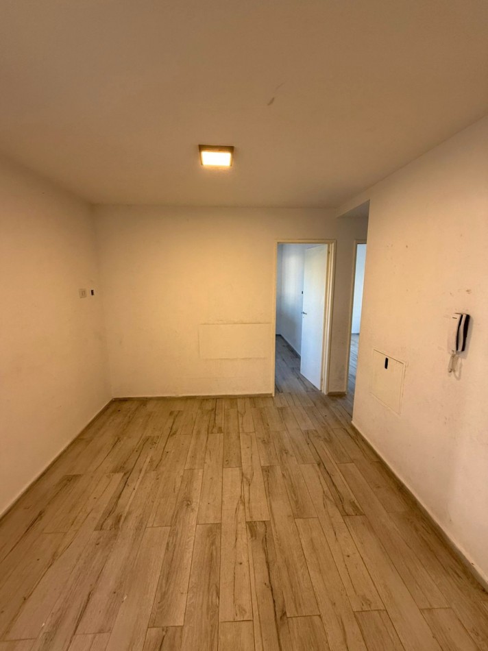 VENTA | DPTO 2 HAB C/COCHERA EN B° CINCO SOLES | PLOTTIER