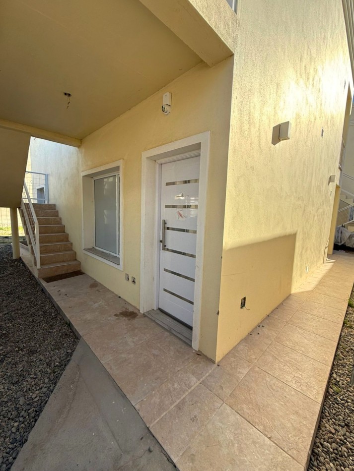 VENTA | DPTO 2 HAB C/COCHERA EN B° CINCO SOLES | PLOTTIER