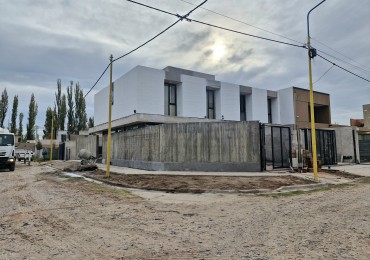 VENTA | CASA DUPLEX 3 HAB EN POZO EN B° TIERRA MANSA | CENTENARIO