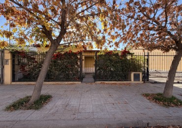 VENTA | CASA 2 HAB EN DON BOSCO 321 | CINCO SALTOS